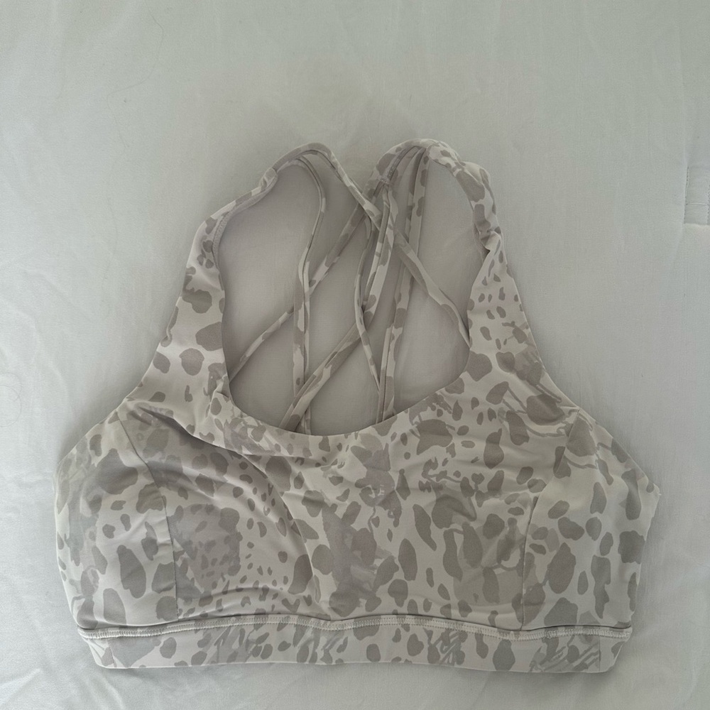 Lululemon Athletica Gray Patterned Sports Bra